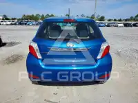 2012 Toyota YARIS фото