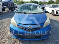 2012 Toyota YARIS фото