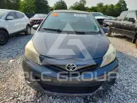 2012 Toyota YARIS фото