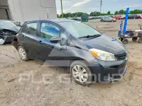 2012 Toyota YARIS фото