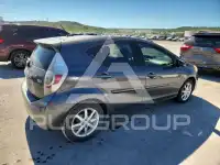 2012 Toyota PRIUS фото