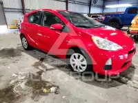 2012 Toyota PRIUS фото