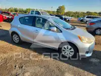 2012 Toyota PRIUS фото