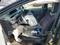 2012 Toyota PRIUS фото