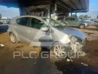 2012 Toyota PRIUS фото