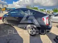 2012 Toyota PRIUS фото