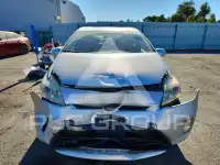 2012 Toyota PRIUS фото