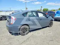 2012 Toyota PRIUS фото