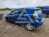 2012 Toyota PRIUS фото