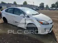 2012 Toyota PRIUS фото