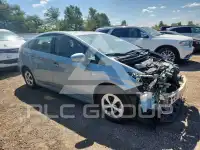 2012 Toyota PRIUS фото