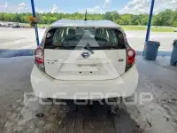 2012 Toyota PRIUS фото