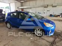 2012 Toyota PRIUS фото