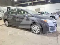 2012 Toyota PRIUS фото