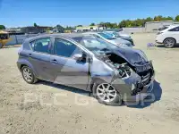 2012 Toyota PRIUS фото