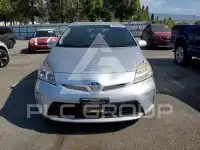 2012 Toyota PRIUS фото