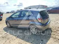 2012 Toyota PRIUS фото