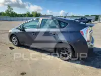 2012 Toyota PRIUS фото