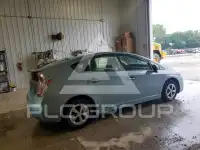 2012 Toyota PRIUS фото