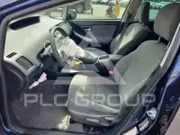 2012 Toyota PRIUS фото