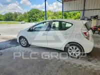 2012 Toyota PRIUS фото