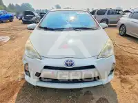 2012 Toyota PRIUS фото