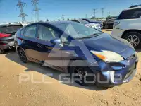 2012 Toyota PRIUS фото