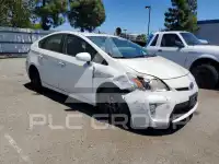 2012 Toyota PRIUS фото
