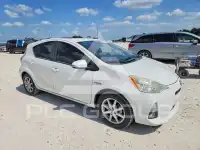 2012 Toyota PRIUS фото