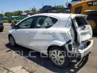 2012 Toyota PRIUS фото