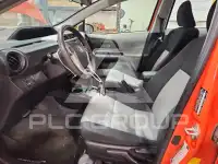 2012 Toyota PRIUS фото