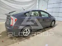 2012 Toyota PRIUS фото