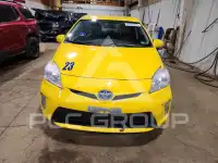 2012 Toyota PRIUS фото
