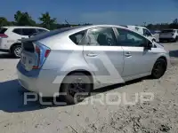2012 Toyota PRIUS фото