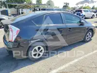 2012 Toyota PRIUS фото