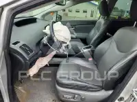 2012 Toyota PRIUS фото