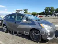 2012 Toyota PRIUS фото