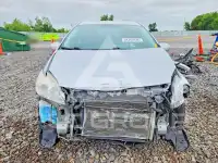 2012 Toyota PRIUS фото