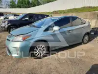 2012 Toyota PRIUS фото