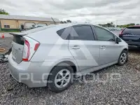 2012 Toyota PRIUS фото