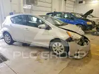 2012 Toyota PRIUS фото