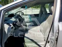 2012 Toyota PRIUS фото