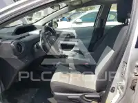 2012 Toyota PRIUS фото