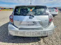 2012 Toyota PRIUS фото