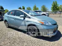 2012 Toyota PRIUS фото