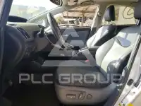2012 Toyota PRIUS фото