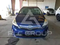 2012 Toyota PRIUS фото