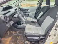 2012 Toyota PRIUS фото