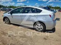 2012 Toyota PRIUS фото