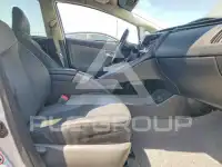 2012 Toyota PRIUS фото